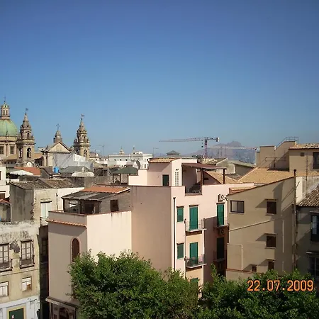 Casa Cavour Διαμέρισμα *